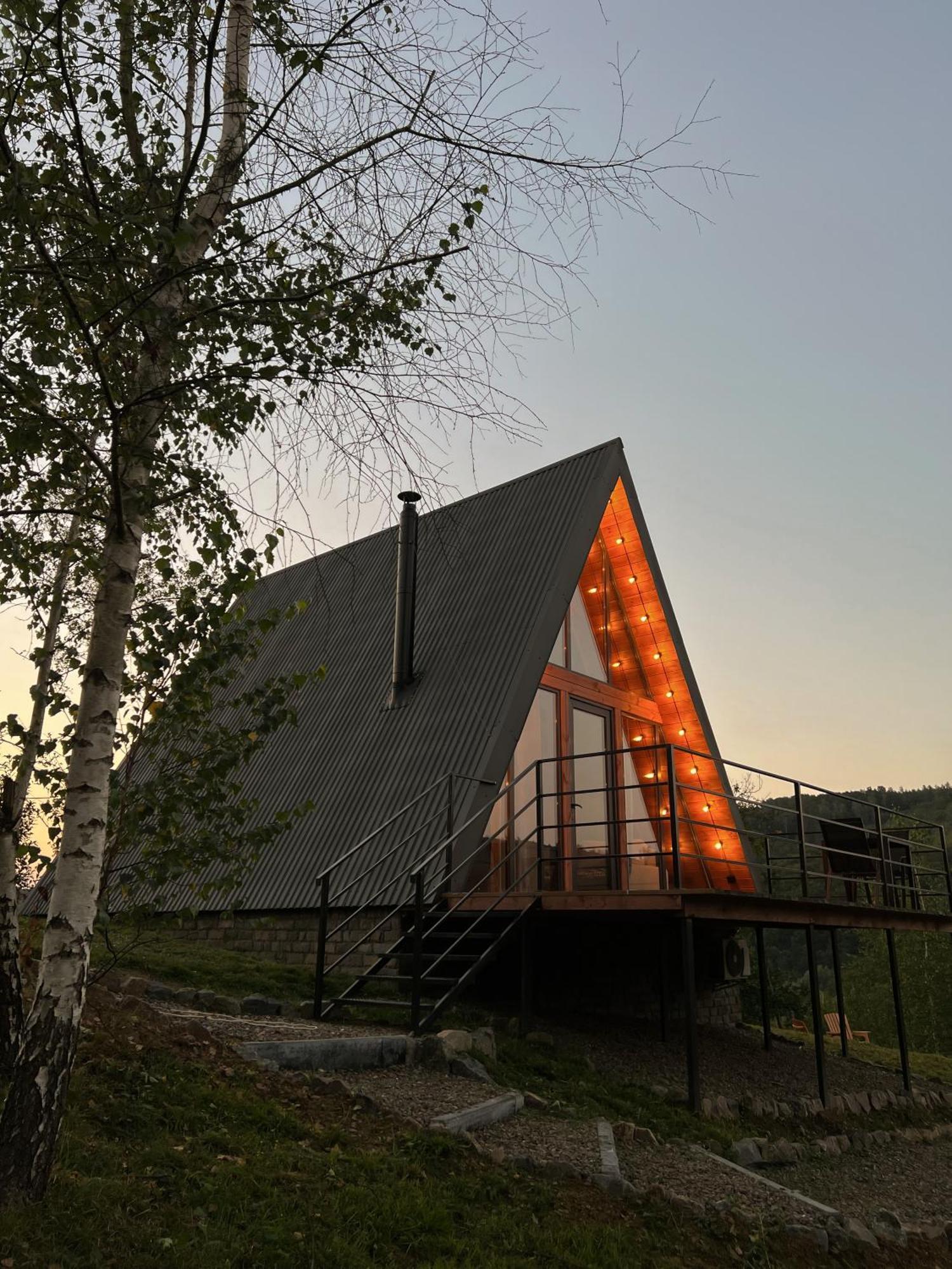 Holiday home Dobrede - будиночки під лісом Dubrynychi