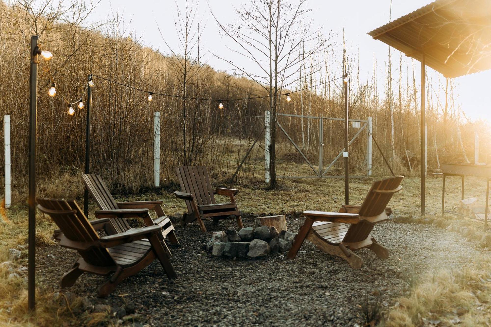 Holiday home Dobrede - будиночки під лісом